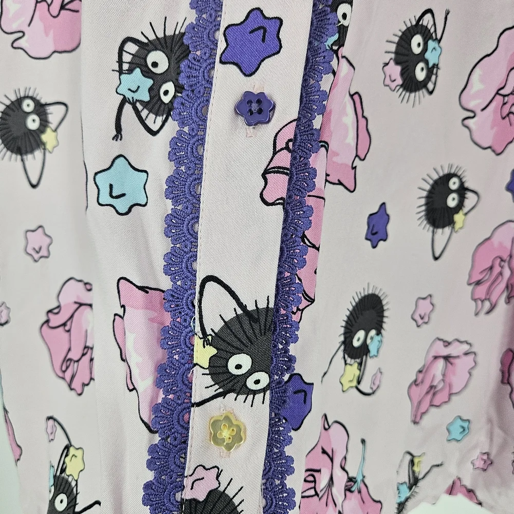 Her Universe Studio Ghibli Spirited Away Soot Sprites Button-Up Blouse NWT - Picture 4 of 11